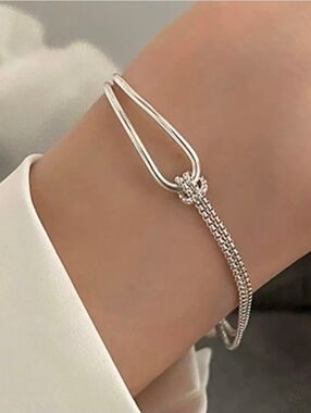 925 Sterling Silver Loop Knot Adjustable Bracelet